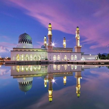 Gemilang Hotel Kota Kinabalu Kültér fotó